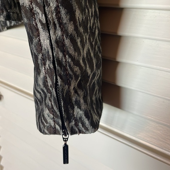 Javier Simorra - Barcelona Spain Fitted Short Animal Print Jacket - Sz 42-US8 - Picture 8 of 13